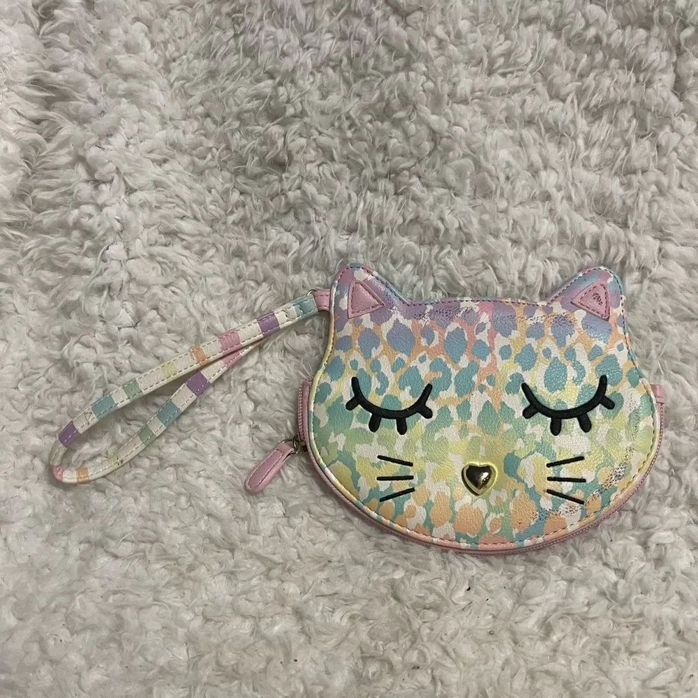 Love Betsey Pastel Cat Face Wristlet gold tone accent.